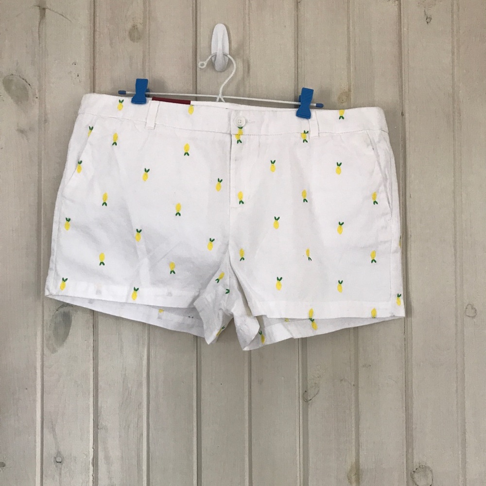 Merona Women's Shorts 16 White Pineapple